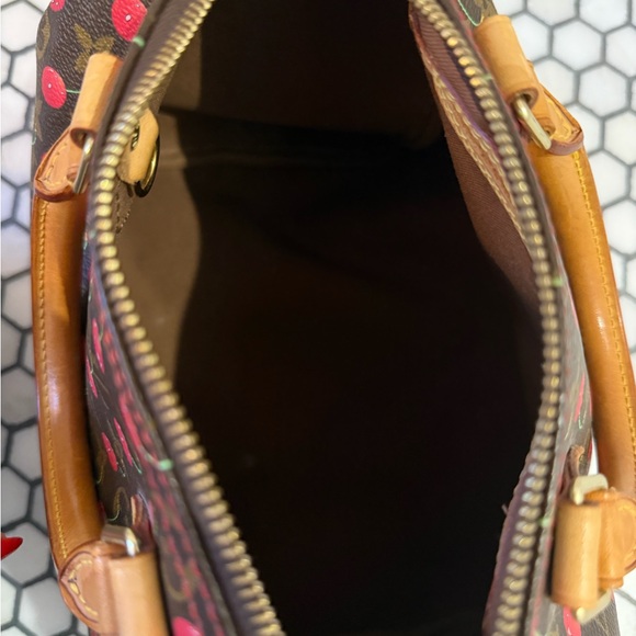 Louis Vuitton Speedy 25 in the Monogram Cerises (cherry print) - Picture 15 of 16